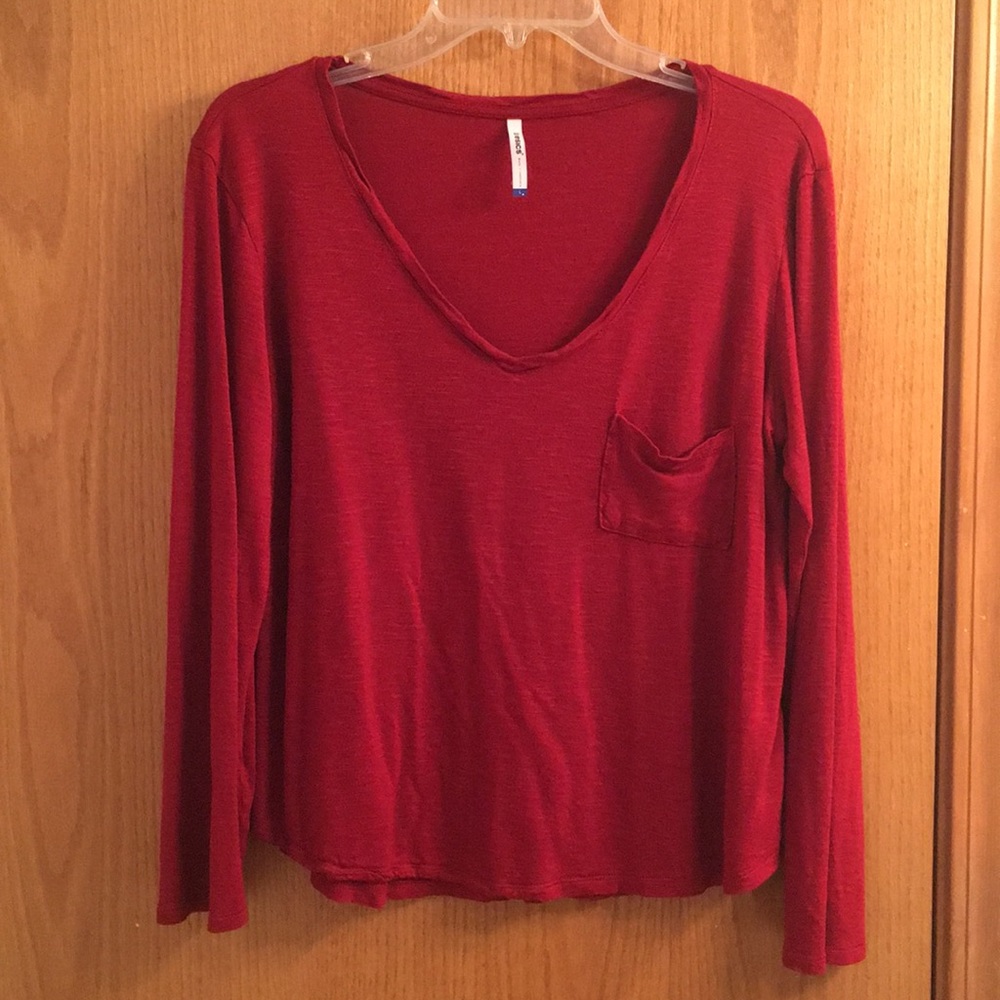 Women's Tresics Large Red Shirt